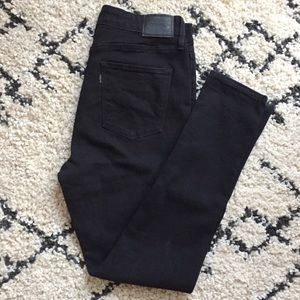 Levi’s 721 High Rise Black Skinny Jeans